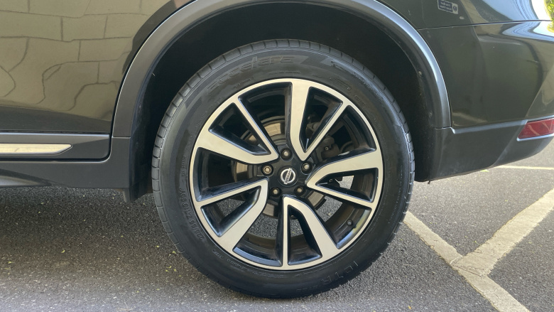Nissan X-Trail 1.6 dCi Tekna 5dr Diesel Station Wagon